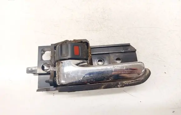 Toyota Avensis T250 Rear door interior handle 50594A1