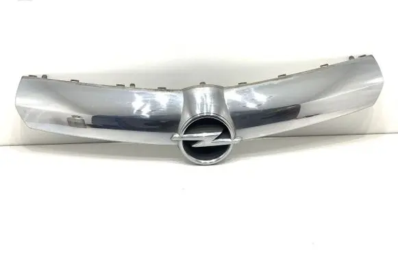 Opel Corsa D Front grill 13223226