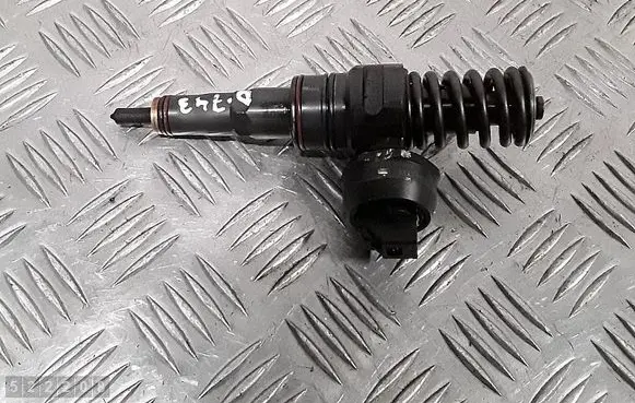 Audi A3 S3 8L Fuel injector 038130073AL 0414720039