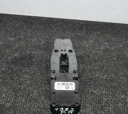 BMW 2 F45 Electric window control switch 9208109