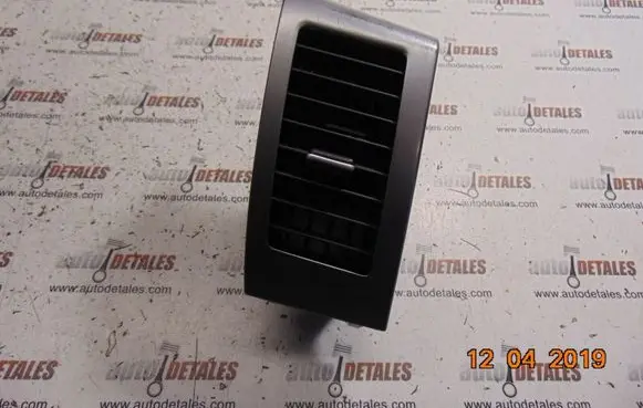 Mitsubishi Outlander Dashboard side air vent grill/cover trim GN71114000