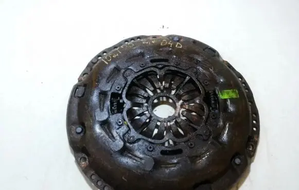 Toyota Avensis T250 Pressure plate 