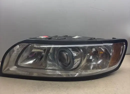 Volvo V50 Headlight/headlamp 31265698 0301237271 LE06A6152X