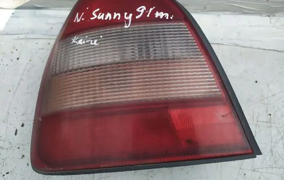 Nissan Sunny Rear/tail lights