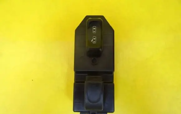 Opel Frontera B Electric window control switch 8971745862