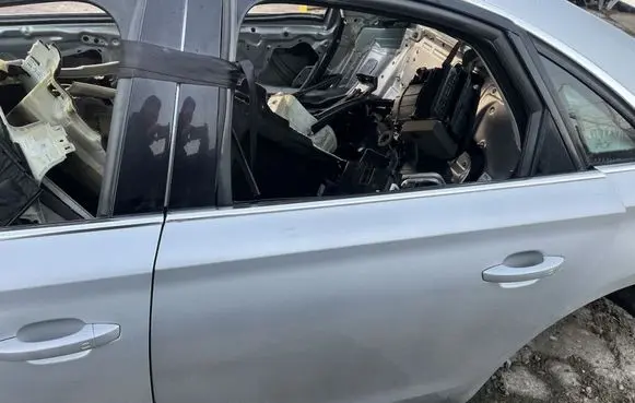 Audi A8 S8 D4 4H Rear door 