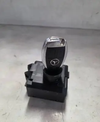 Mercedes-Benz GL X166 Ignition lock A1669055100