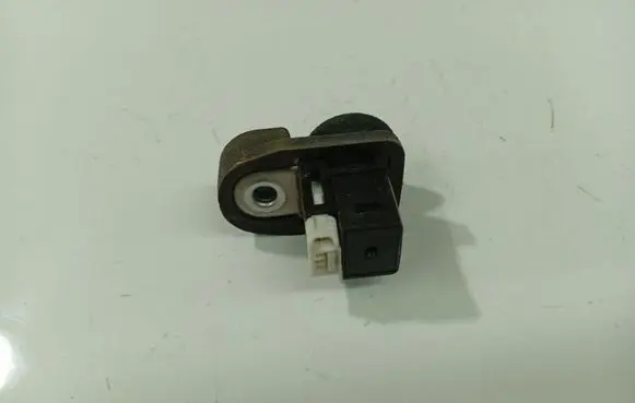Nissan Qashqai Front door sensor 
