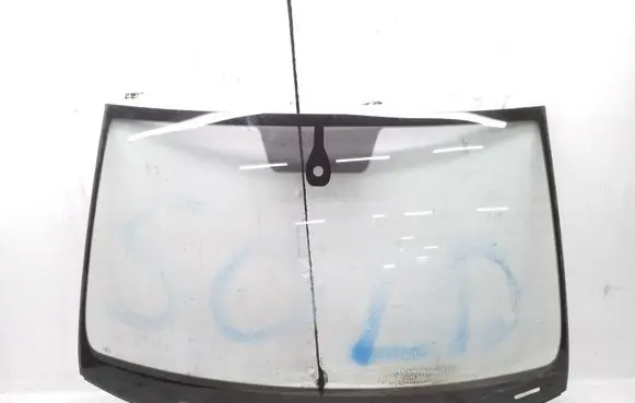 Skoda Karoq Front windscreen/windshield window 