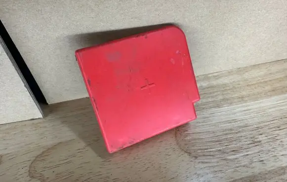 Dodge Challenger Battery box tray cover/lid 04606858AA