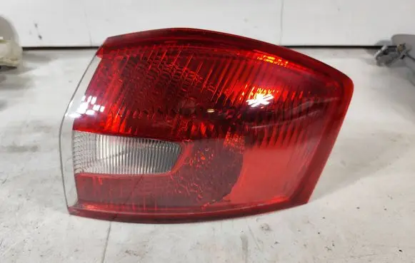 Ford Kuga I Rear/tail lights 2SD00954502 8V4113404AE