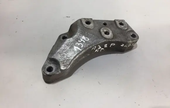 Audi A3 S3 8P Engine mounting bracket 1K0199117