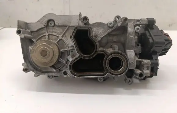 Volkswagen Golf VIII Water pump 05E121042F
