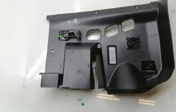 BMW 3 E92 E93 Dashboard lower bottom trim panel 7149811