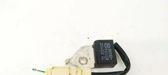 Toyota Avensis T250 Sensor 9008088002 90080-88002