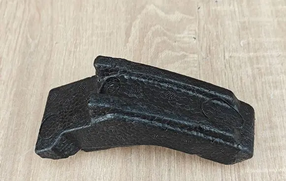 BMW 8 G16 Fender foam support/seal 7435701