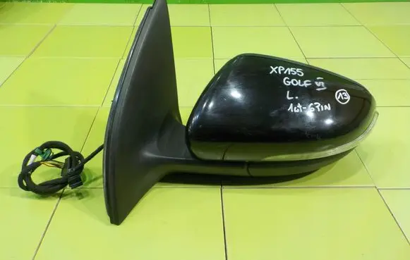Volkswagen Golf VI Front door electric wing mirror LEWE XP155