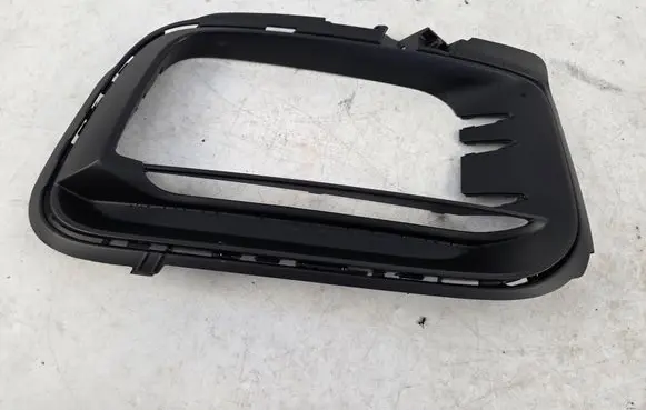 Porsche Cayenne (9Y0 9Y3) Front bumper lower grill 9Y0807795B