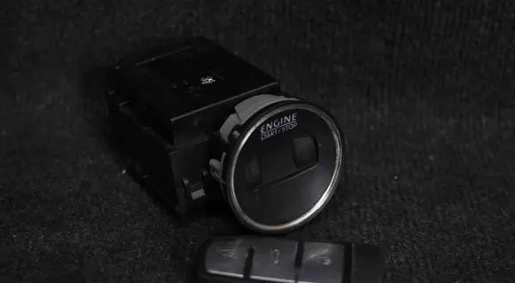 Volkswagen PASSAT B6 Ignition lock 3C0905843Q