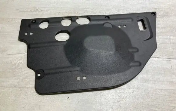 Dashboard lower bottom trim panel