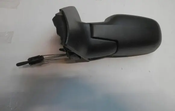 Renault Megane II Manual wing mirror 82008200MEG