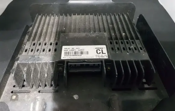 Mazda 6 Sound amplifier GM1B6692X