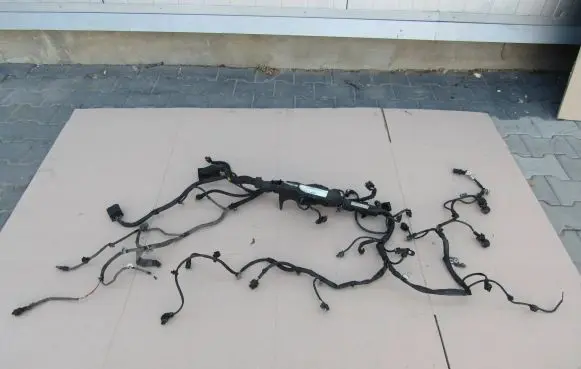 Mercedes-Benz A W176 Engine installation wiring loom A2701590025 A1330100001 A1331501120