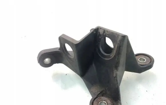 Volkswagen Golf VI Gear shift cable bracket 