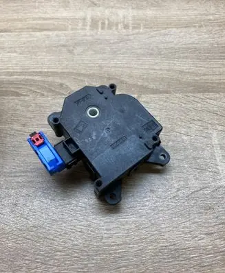 Toyota Corolla E140 E150 Air flap motor/actuator 1138002810
