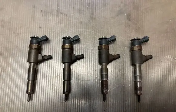 Citroen Nemo Fuel injectors set 0445110252