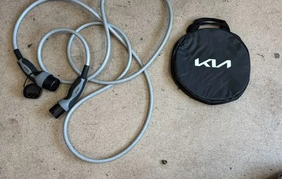 KIA EV6 Electric car charging cable 66632ADE023A