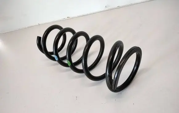 Lexus IS 220D-250-350 Rear coil spring