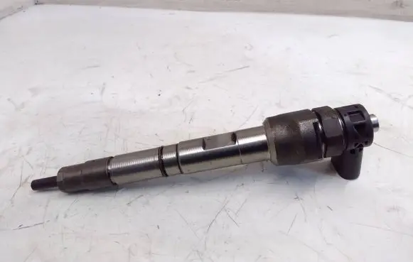 Volkswagen Sharan Fuel injector 04L130277AC 0445110469