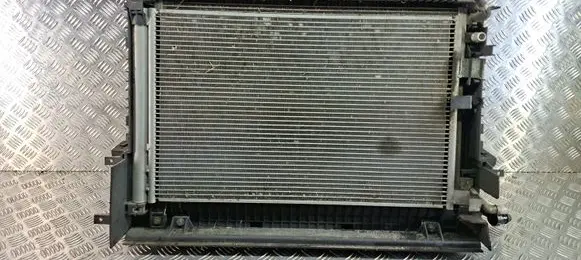 Jaguar XE Radiator set GX738C607AD
