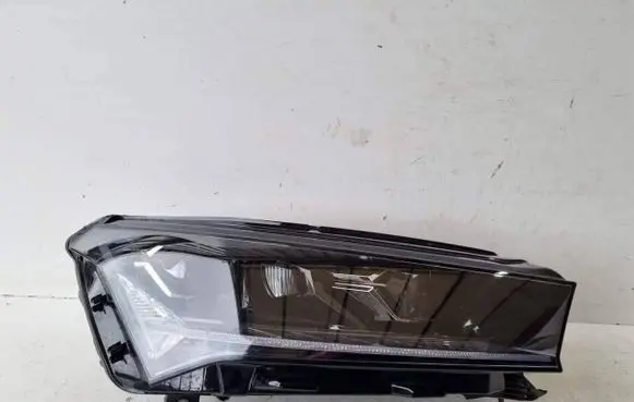 Skoda Enyaq iV Headlight/headlamp 5LB941016A