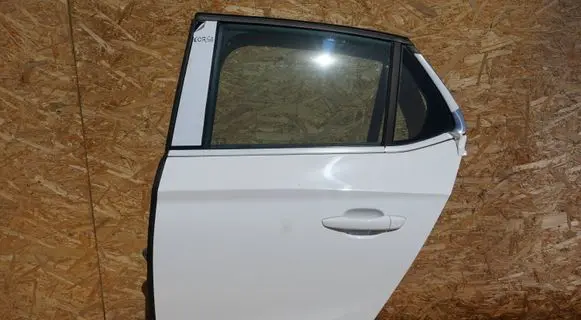 Opel Corsa F Rear door 