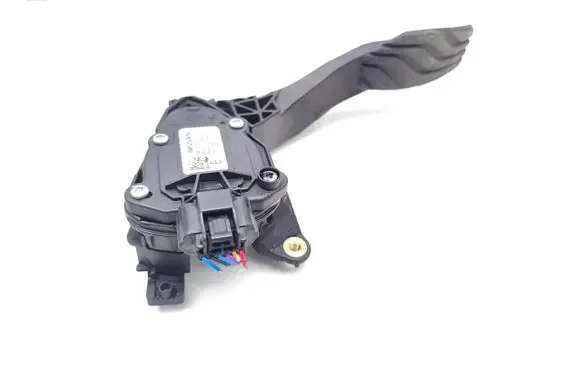 Nissan Micra K14 Accelerator throttle pedal 18002-5FA1B 180025FA1B 6PV012902-01