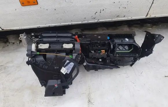 Seat Leon (1P) Interior heater climate box assembly 1P1820003AE
