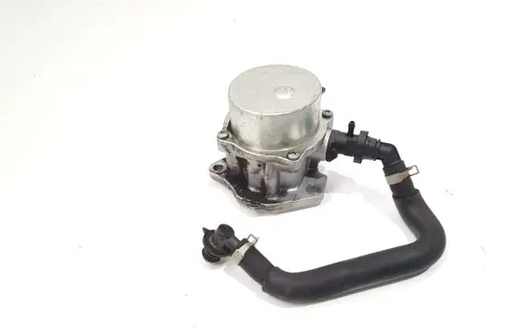 Nissan Note (E11) Vacuum pump 8201005306 7006730301