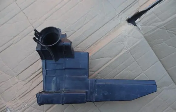 Peugeot 308 Intake resonator 9680106880