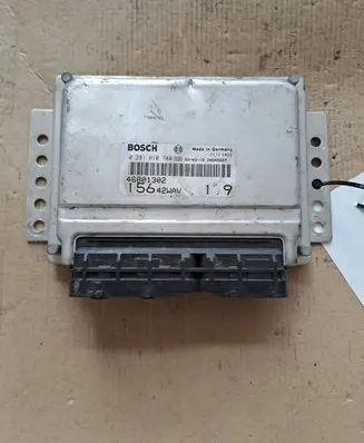 Alfa Romeo 156 Engine control unit/module 0281010740