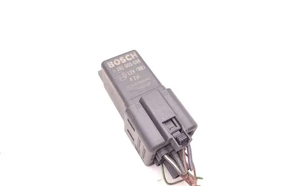 Volkswagen Crafter Glow plug pre-heat relay 0281003038