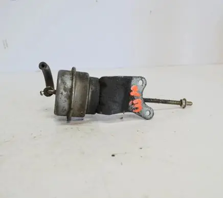 Audi A4 S4 B7 8E 8H Turbo system vacuum part 