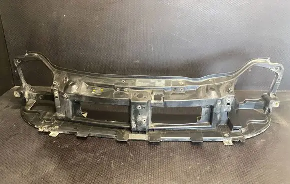 Opel Vivaro Radiator support slam panel 8200411923 93854278