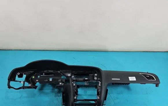 Audi A5 8T 8F Dashboard IMPRK1489513