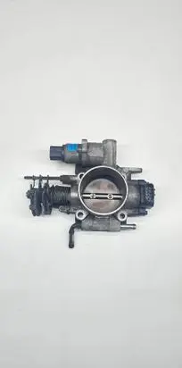 Subaru Forester SF Throttle valve A33661R02 A22667R00