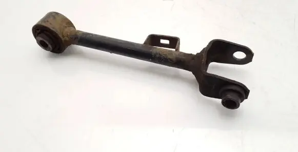 Honda CR-V Rear control arm