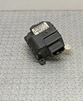 Mini One - Cooper Coupe R56 Air flap motor/actuator 990433S 3422659 011405098A