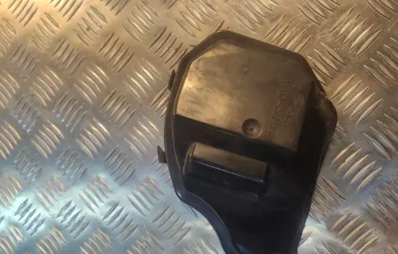 BMW 5 E60 E61 Headlight/headlamp dust cover