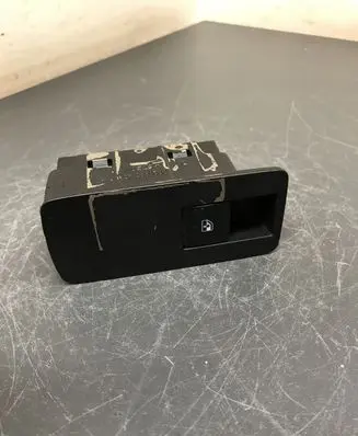 Opel Insignia A Electric window control switch 13222231